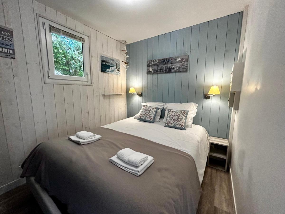 Les Cabanes Du Lac Vandre Bagian luar foto